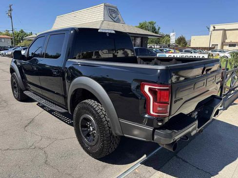 Used 2018 Ford F150 Raptor w/ Equipment Group 802A Luxury image 3