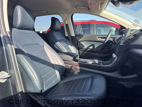 Used 2022 Ford Edge SEL w/ Sport Appearance Package image 22
