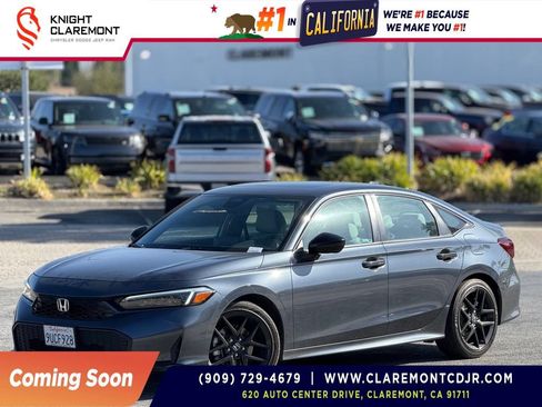 Used 2025 Honda Civic Sport image 1