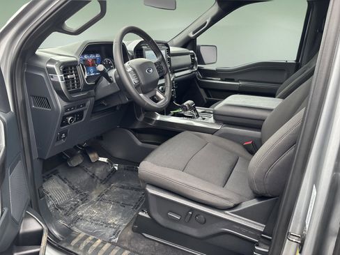 Used 2023 Ford F150 XLT w/ Equipment Group 302A High image 18