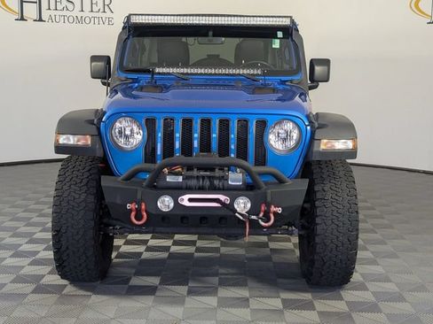 Used 2022 Jeep Wrangler Unlimited Rubicon w/ Cold Weather Group AWD/4WD image 3