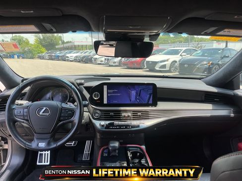 Used 2023 Lexus LS 500 F Sport w/ Cold Weather Package (CK) RWD image 15
