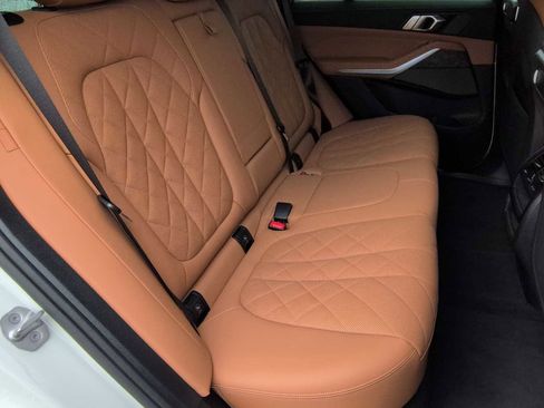 Certified 2024 BMW X5 xDrive40i w/ Premium Package image 21