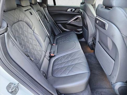Used 2026 BMW X6 xDrive40i image 21