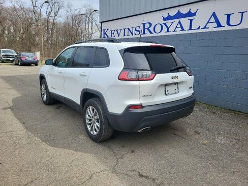 Used 2022 Jeep Cherokee Latitude Lux w/ Sun & Sound Group AWD/4WD image 8