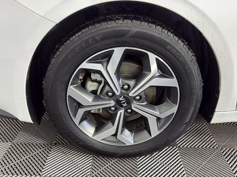 Used 2021 Kia Forte LXS image 15