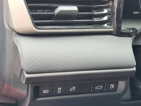 Certified 2025 Toyota Camry SE FWD image 14