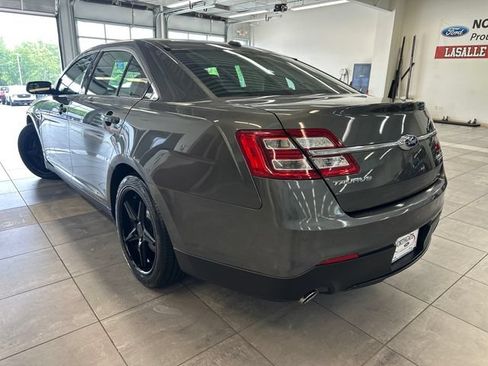 Used 2016 Ford Taurus Limited FWD image 14