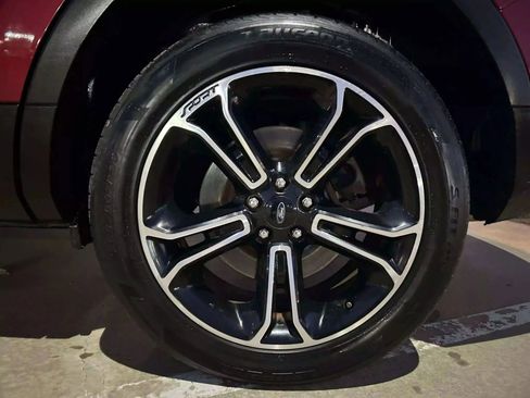 Used 2015 Ford Explorer Sport image 30