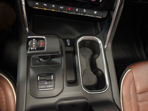 Certified 2023 GMC Sierra 1500 Denali Ultimate AWD/4WD image 25