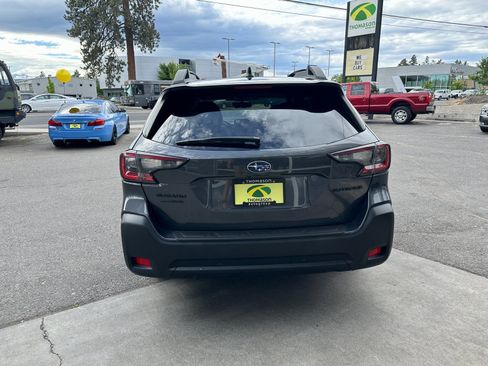 Used 2023 Subaru Outback Onyx Edition image 2