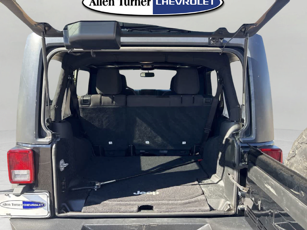 Used 2017 Jeep Wrangler Unlimited Sport AWD/4WD image 8