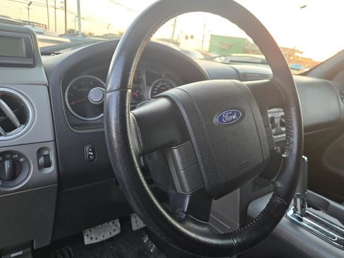 Used 2006 Ford F150 XLT image 16