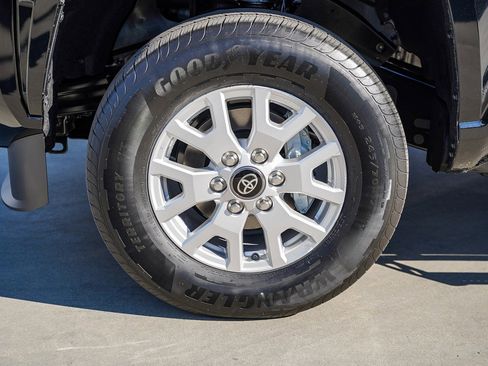 New 2026 Toyota Tacoma SR5 image 7