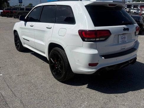 Used 2021 Jeep Grand Cherokee SRT w/ Trailer Tow Group IV AWD/4WD image 5