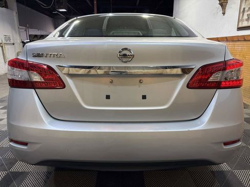 Used 2015 Nissan Sentra S image 4