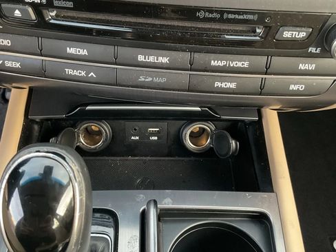 Used 2016 Hyundai Genesis 3.8 w/ Option Group 03 image 36