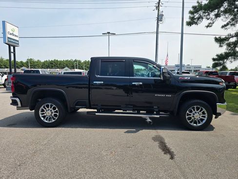 Used 2024 Chevrolet Silverado 2500 LTZ w/ LTZ Premium Package AWD/4WD image 6