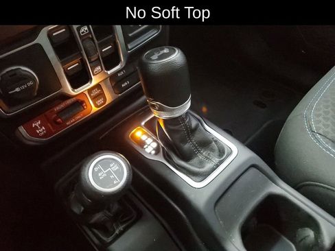 Used 2024 Jeep Wrangler Unlimited Rubicon 4xe image 24