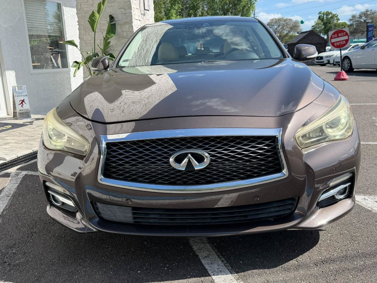Used 2014 INFINITI Q50 Premium w/ Technology Package RWD image 4