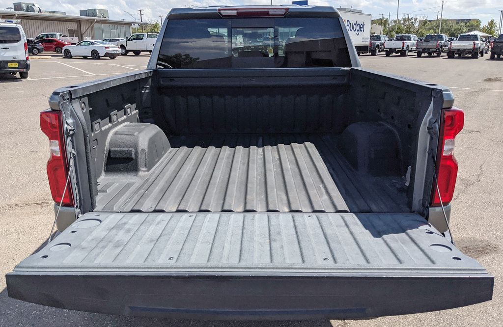 Used 2020 Chevrolet Silverado 1500 RST w/ All-Star Edition RWD image 17