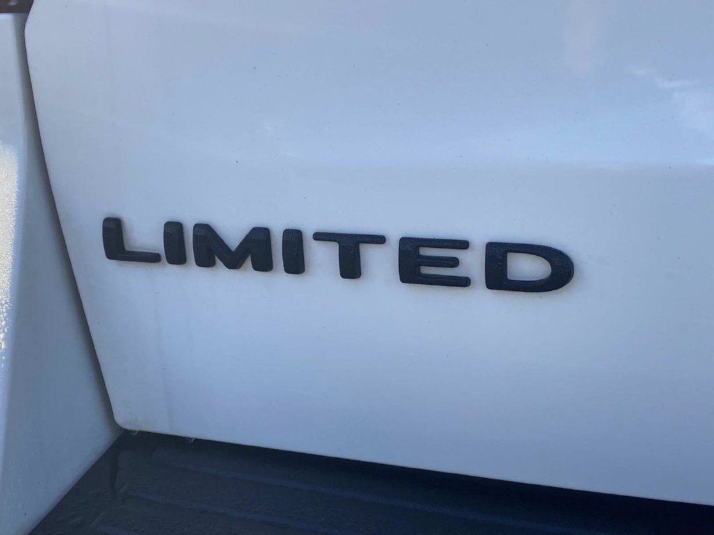 Certified 2023 Ford Expedition Max Limited RWD image 6