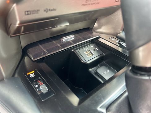 Used 2020 Lexus GX 460 Luxury image 21