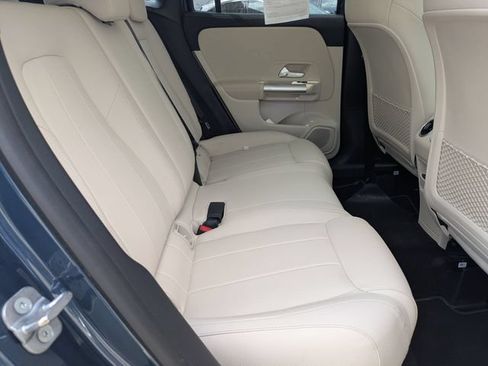Used 2023 Mercedes-Benz GLA 250 image 28