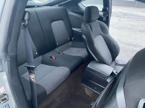 Used 2004 Hyundai Tiburon GT image 15