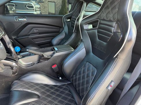 Used 2013 Ford Mustang GT Premium image 12