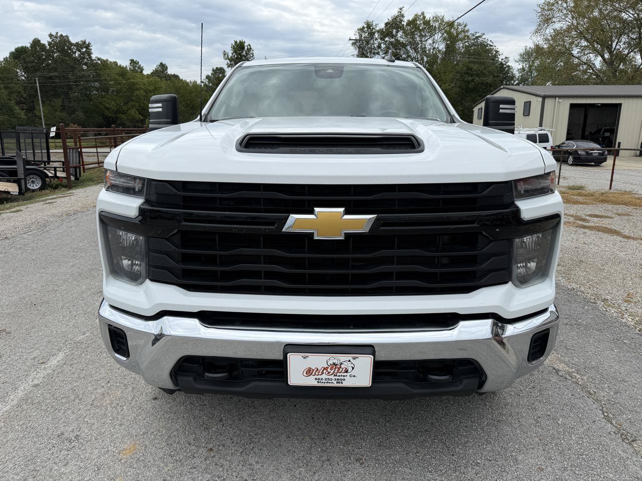 Used 2024 Chevrolet Silverado 2500 W/T AWD/4WD image 9