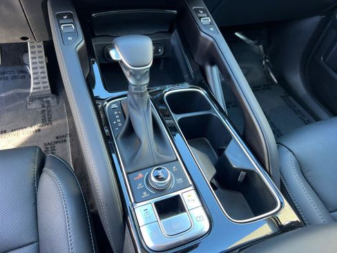 Used 2025 Kia Telluride SX image 33