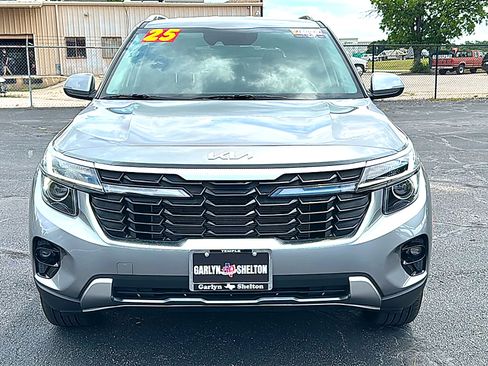 Used 2025 Kia Seltos S FWD image 11