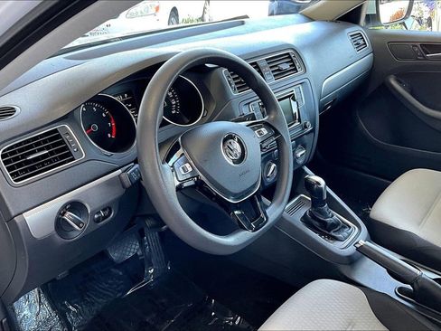 Used 2017 Volkswagen Jetta S FWD image 17