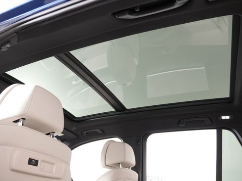 Used 2022 BMW X5 xDrive45e w/ Luxury Seating Package image 17