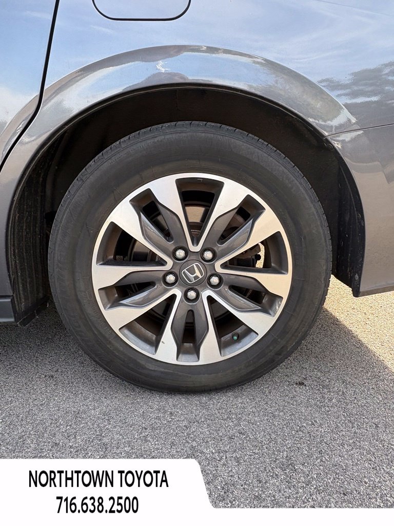 Used 2023 Honda Odyssey EX-L image 7