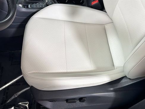 Used 2018 Volkswagen Tiguan SE w/ 3rd Row Seat Package AWD/4WD image 19