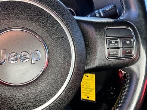 Used 2013 Jeep Wrangler Rubicon w/ PWR Convenience Group image 28