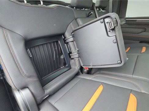 New 2026 GMC Sierra 2500 AT4 image 26