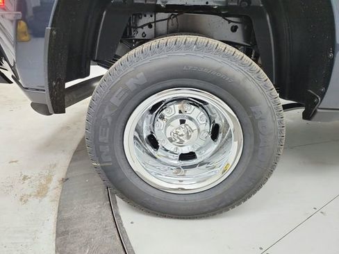 New 2026 RAM 3500 Tradesman AWD/4WD image 46
