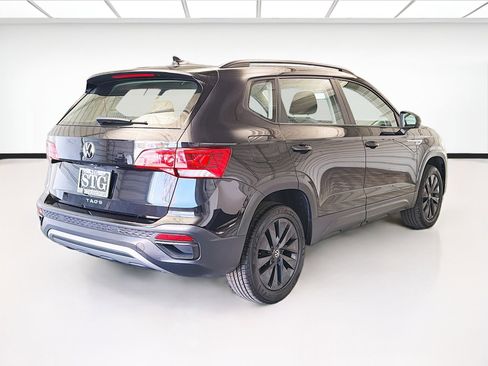 Used 2022 Volkswagen Taos S image 4