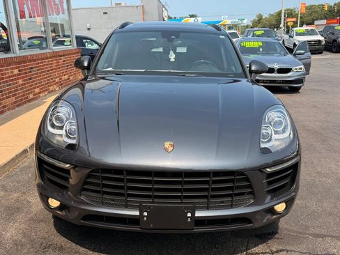 Used 2018 Porsche Macan Sport Edition AWD/4WD image 7