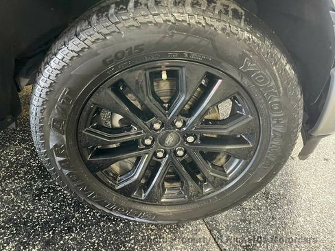 Used 2024 Ford F150 Lariat AWD/4WD image 8