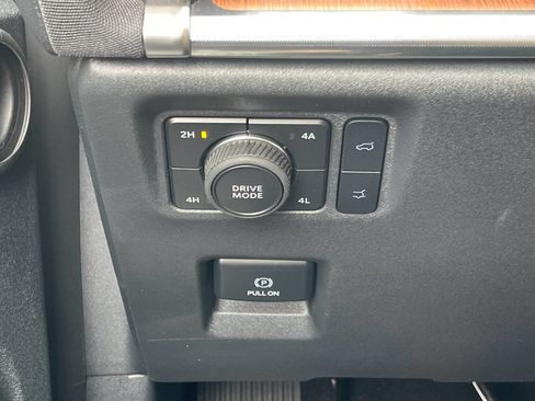 New 2026 Ford Expedition King Ranch AWD/4WD image 32