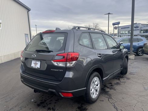 Used 2023 Subaru Forester image 7