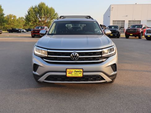 Used 2023 Volkswagen Atlas SE w/ Panoramic Sunroof Package AWD/4WD image 2