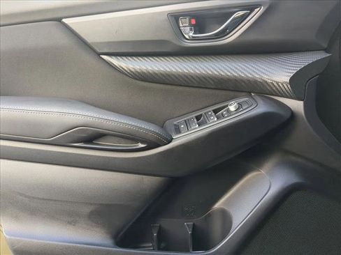 Certified 2025 Subaru Ascent Premium image 10