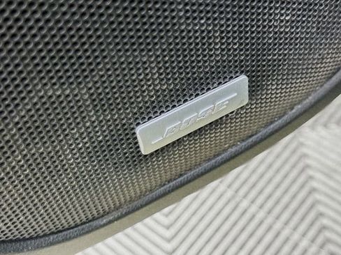 Used 2017 GMC Acadia Denali w/ Technology Package FWD image 21