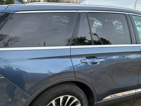 Used 2020 Lincoln Aviator Reserve w/ Elements Package Plus image 13