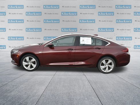Used 2018 Buick Regal Preferred w/ Driver Confidence Package #1 image 8